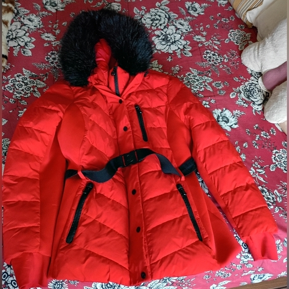 Michael Kors Red Coat Belted MK Designer Jacket  Black Fur Hood - Picture 11 of 16